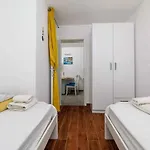 Apartament Beachfront In 54765