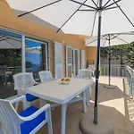 Beachfront In 54765 Apartament Selce