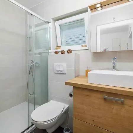 Beachfront In 54765 Apartment *