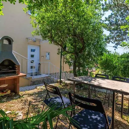 Beachfront In 54765 Appartement *
