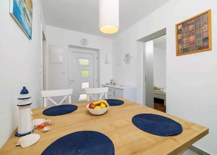 Beachfront In 54765 Apartamento *