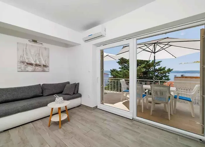 Beachfront In 54765 Apartamento